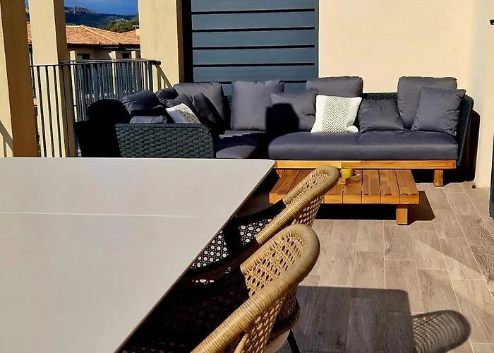 Confort Avec Piscine - Proche Des Plages