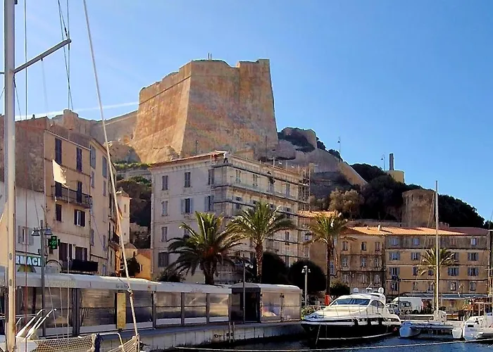 Daire Confort Avec Piscine - Proche Des Plages